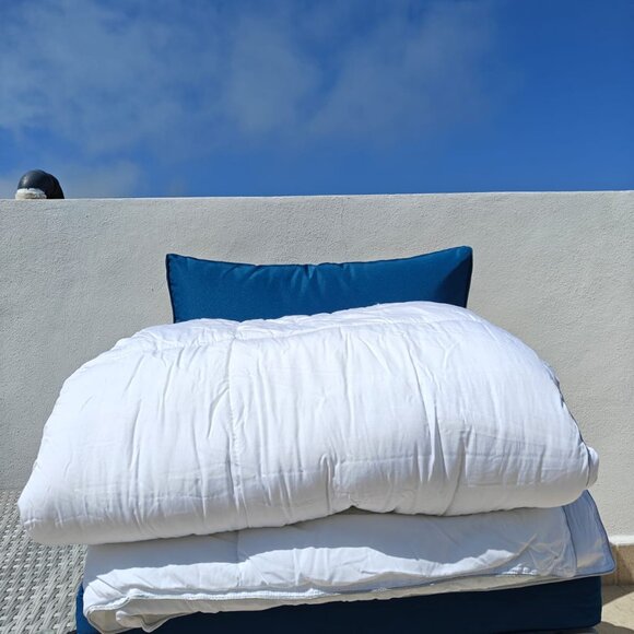 Olive Crate Viscose from Bamboo QUEEN Cooling Comforter Duvet Insert [DISPLAY] - Picture 2 of 6